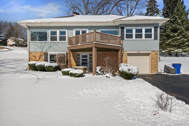 W191S7367 Shore LANE, Muskego, WI 53150