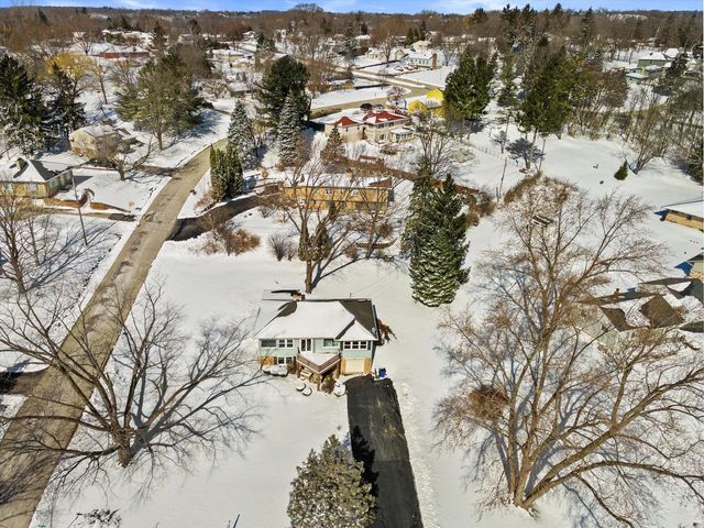 W191S7367 Shore LANE, Muskego, WI 53150