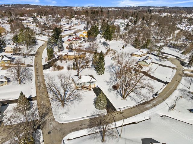 W191S7367 Shore LANE, Muskego, WI 53150