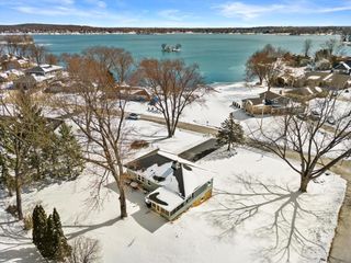 W191S7367 Shore LANE, Muskego, WI 53150