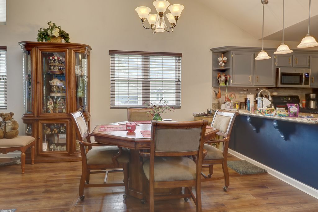 4330 River Glen Drive, Joliet, IL 60431 — photo 4