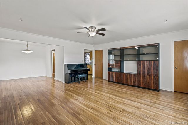 4365 158th Street, Flushing, NY 11358