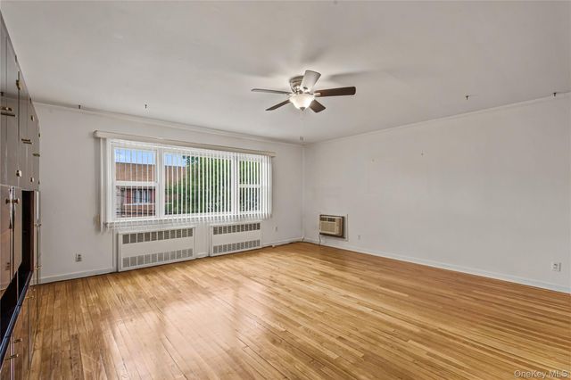 4365 158th Street, Flushing, NY 11358