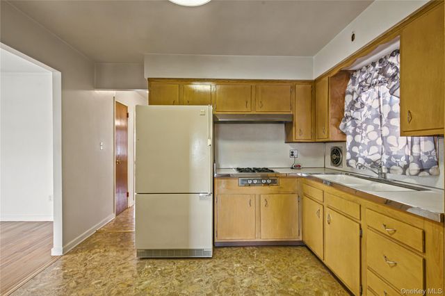 4365 158th Street, Flushing, NY 11358
