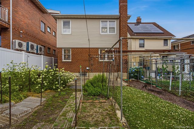 4365 158th Street, Flushing, NY 11358