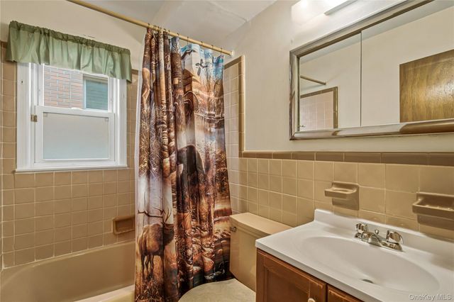 4365 158th Street, Flushing, NY 11358