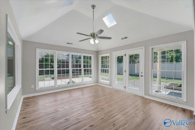 1808 Edgemere Court SE, Huntsville, AL 35803