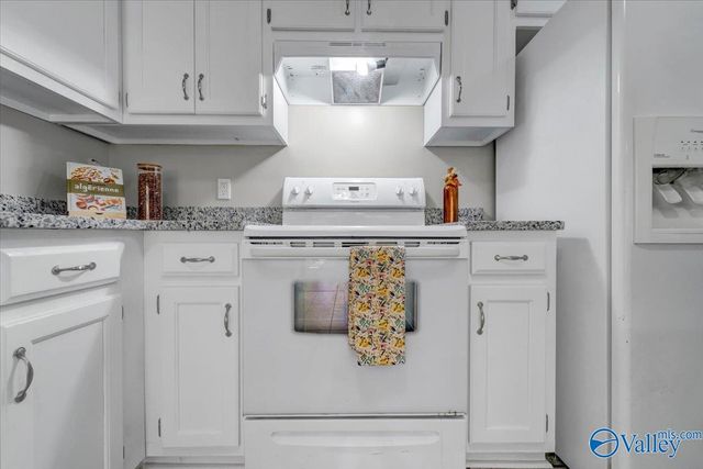 1808 Edgemere Court SE, Huntsville, AL 35803