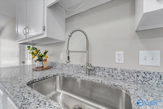 1808 Edgemere Court SE, Huntsville, AL 35803