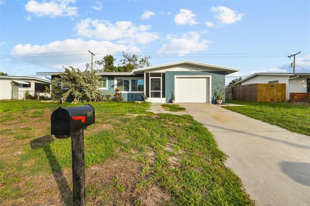 3015 SOUTHERN PARKWAY W, Bradenton, FL 34205
