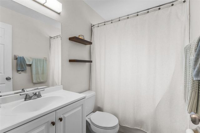 3015 SOUTHERN PARKWAY W, Bradenton, FL 34205