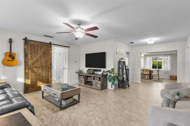 3015 SOUTHERN PARKWAY W, Bradenton, FL 34205