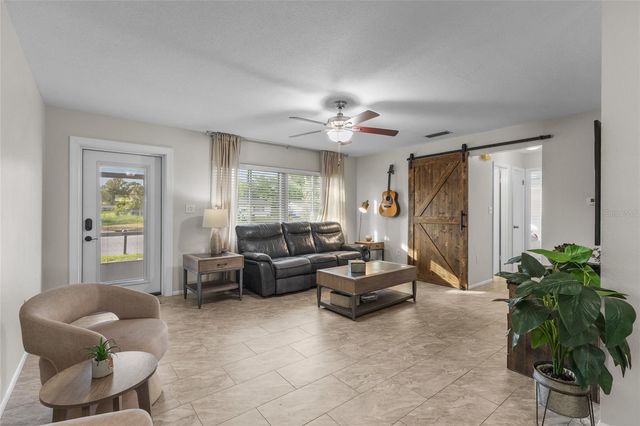 3015 SOUTHERN PARKWAY W, Bradenton, FL 34205