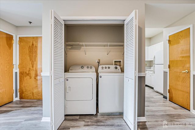 160 Durham Avenue 203, Metuchen, NJ 08840