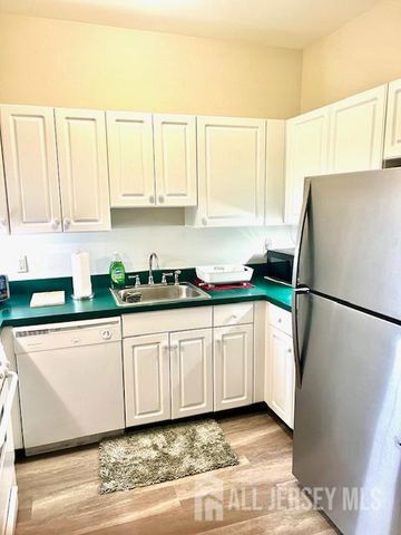 160 Durham Avenue 203, Metuchen, NJ 08840