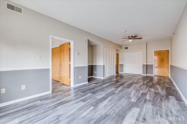 160 Durham Avenue 203, Metuchen, NJ 08840