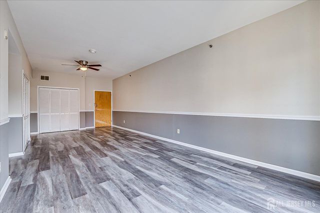 160 Durham Avenue 203, Metuchen, NJ 08840