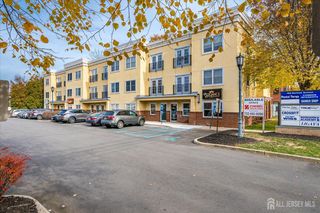 160 Durham Avenue 203, Metuchen, NJ 08840