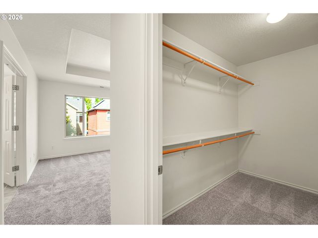 15835 Sw CENTURY Dr, Sherwood, OR 97140