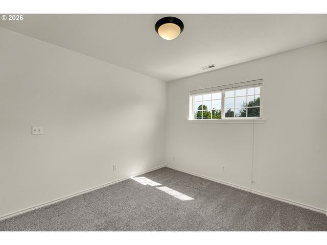 15835 Sw CENTURY Dr, Sherwood, OR 97140