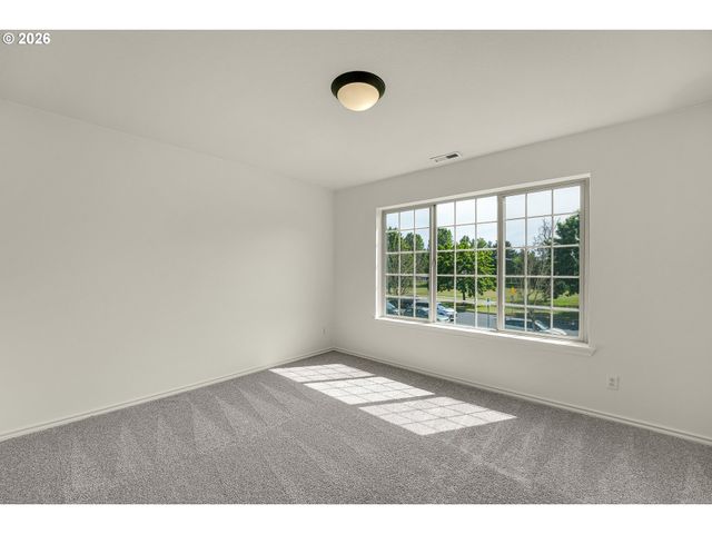 15835 Sw CENTURY Dr, Sherwood, OR 97140