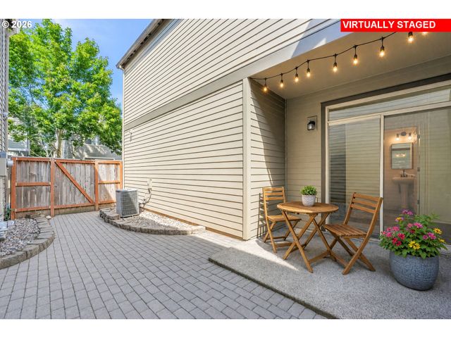 15835 Sw CENTURY Dr, Sherwood, OR 97140