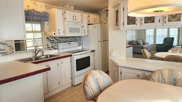 3333 26TH AVENUE E 22, Bradenton, FL 34208