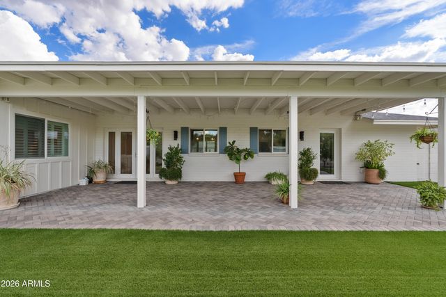 4010 E COOLIDGE Street, Phoenix, AZ 85018