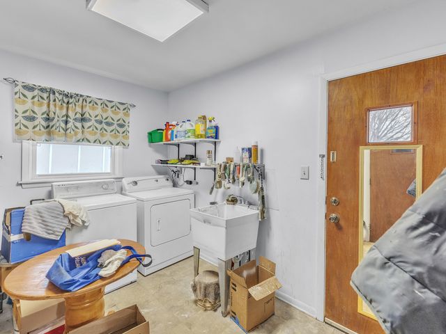 4817 Willow Lane, Mchenry, IL 60050