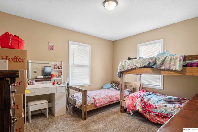 6118 Camden Avenue, Omaha, NE 68104
