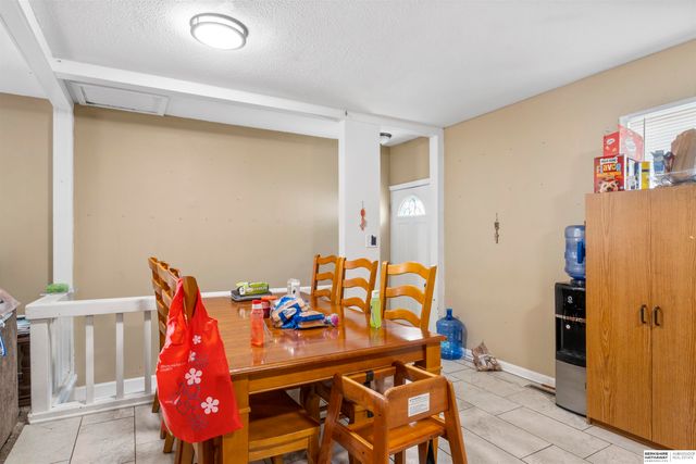 6118 Camden Avenue, Omaha, NE 68104