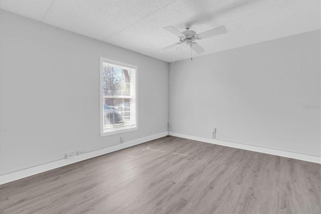 1275 85TH AVENUE N A, St Petersburg, FL 33702