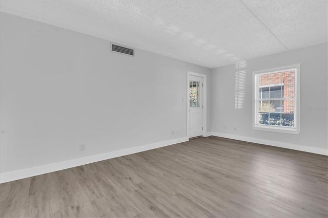 1275 85TH AVENUE N A, St Petersburg, FL 33702