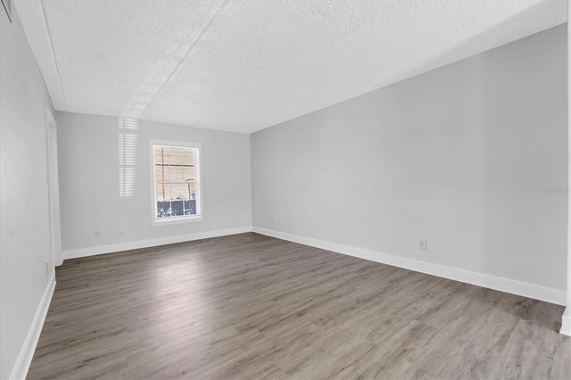 1275 85TH AVENUE N A, St Petersburg, FL 33702