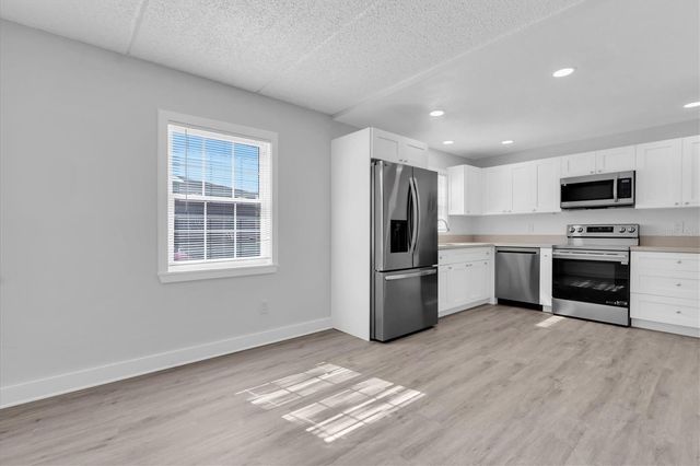 1275 85TH AVENUE N A, St Petersburg, FL 33702