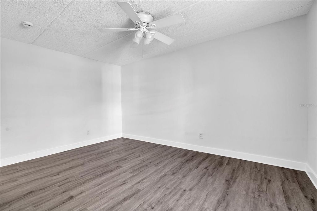 Image 17 of property listing at 1275 85TH AVENUE N A, St Petersburg, FL 33702