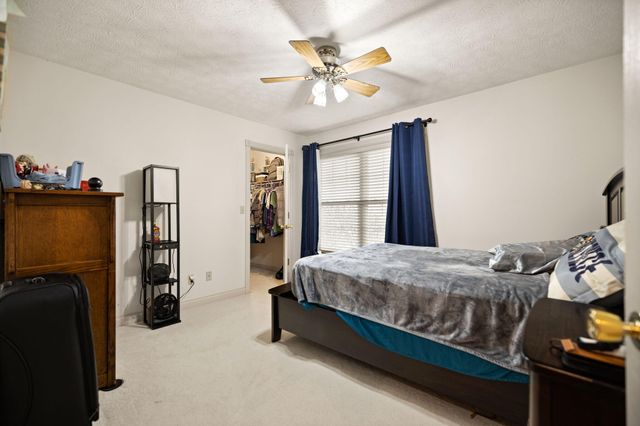 871 Woods Edge Drive, Somerset, KY 42503