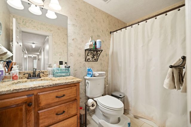 871 Woods Edge Drive, Somerset, KY 42503