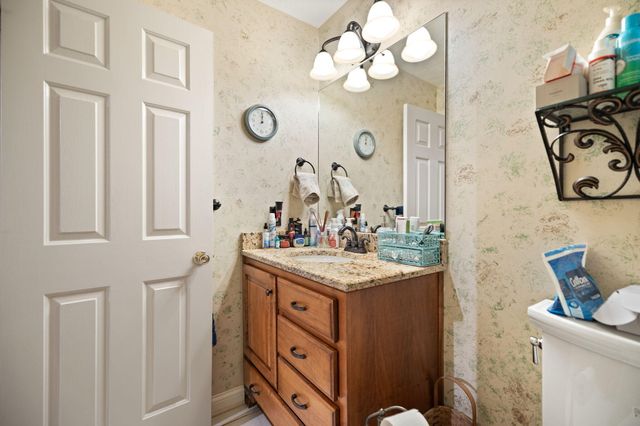 871 Woods Edge Drive, Somerset, KY 42503