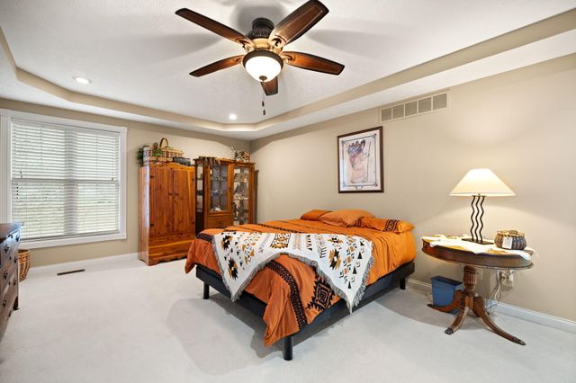 871 Woods Edge Drive, Somerset, KY 42503