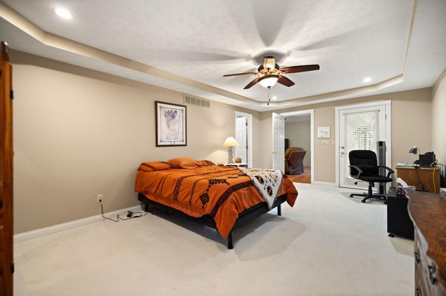 871 Woods Edge Drive, Somerset, KY 42503