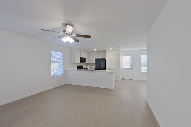 3008 Yellow Pine Avenue, Fort Worth, TX 76179