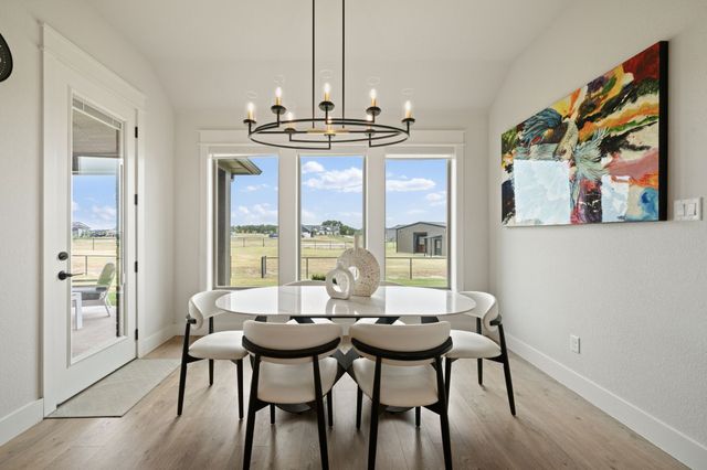 460 Royal Santana Run, Weatherford, TX 76087