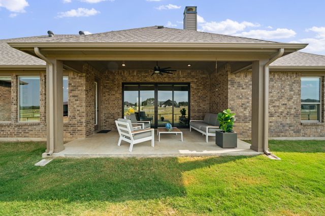 460 Royal Santana Run, Weatherford, TX 76087