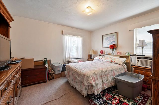349 Maytide Street, Carrick, PA 15227