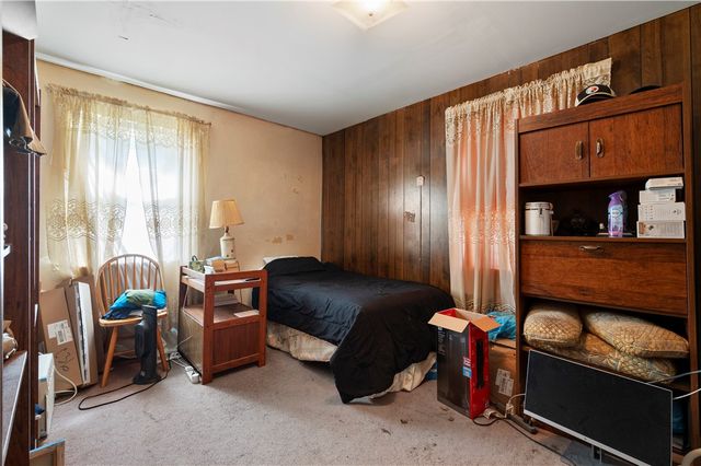 349 Maytide Street, Carrick, PA 15227