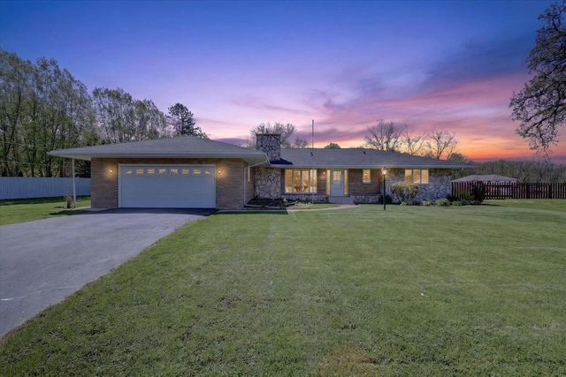 5138 E County Road S, Beloit, WI 53511