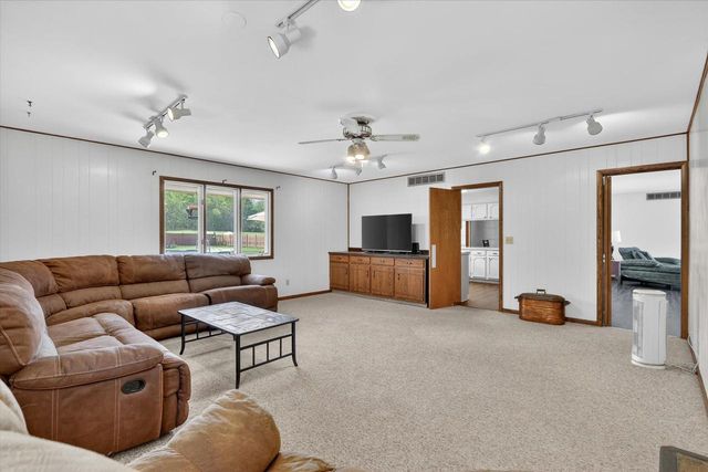 5138 E County Road S, Beloit, WI 53511