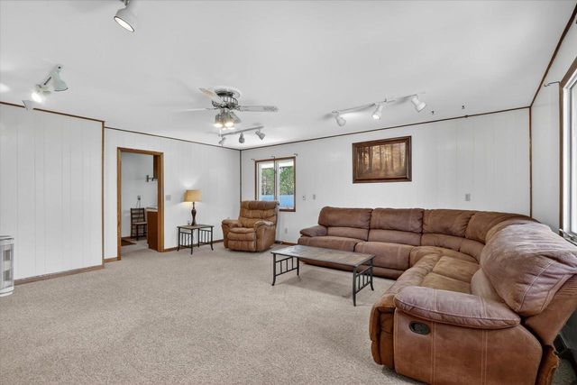 5138 E County Road S, Beloit, WI 53511