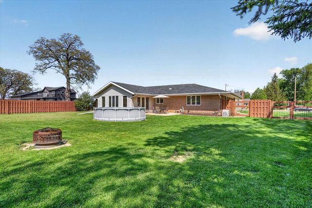 5138 E County Road S, Beloit, WI 53511